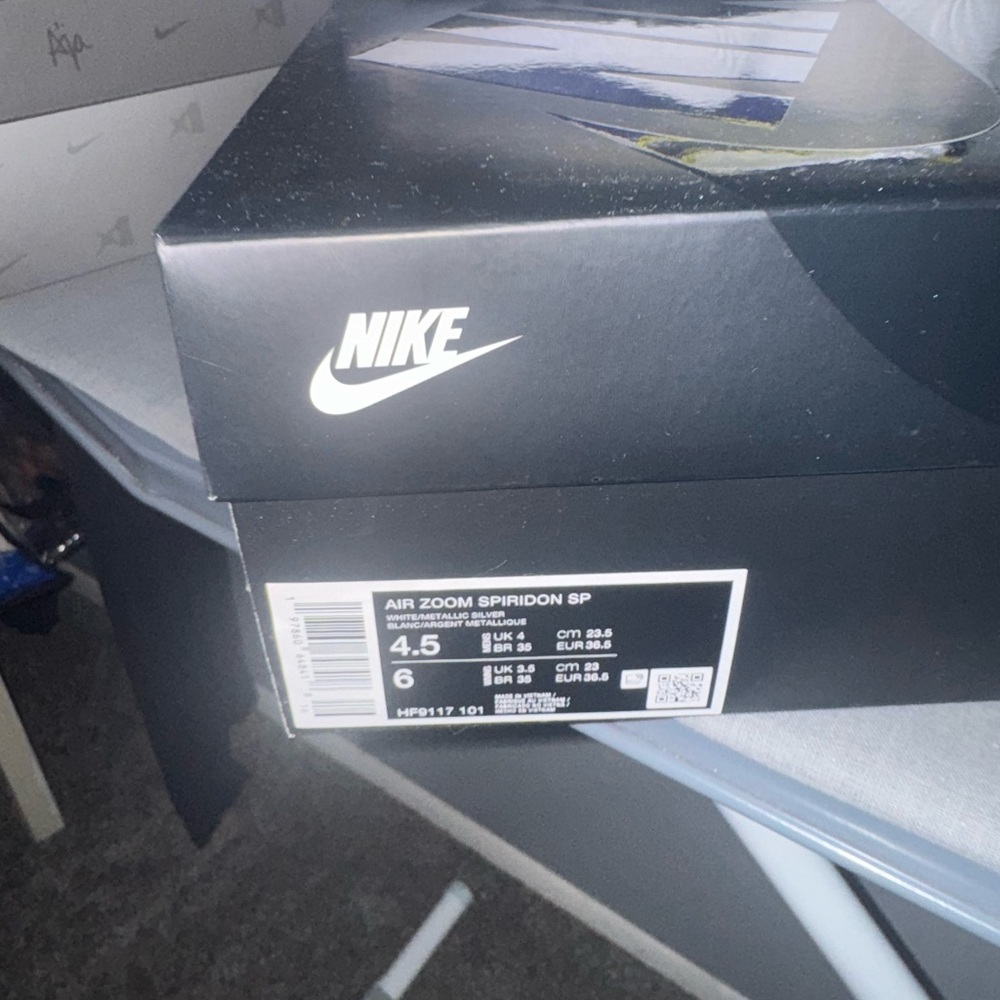 Brand new blue & yellow Nike running/walking shoes